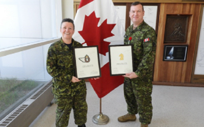Cyberopérateur : Nouvel insigne de métier des Forces armées canadiennes