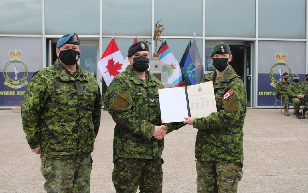 CFJSR’s Corporal Kerr presented with the CJOC Command Commendation