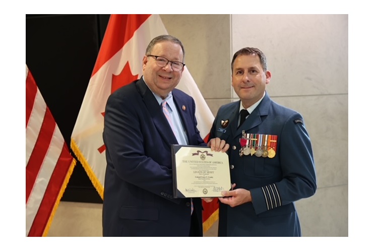 Couple militaire reçoit la Légion d’honneur américaine