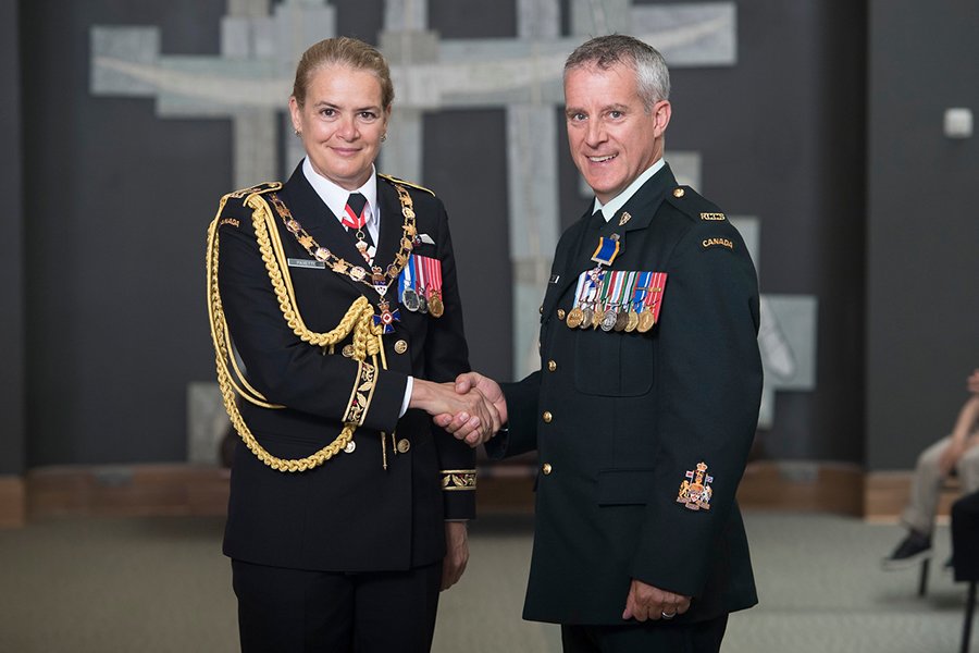 Governor General presents CWO (retired) Kelly Parent with Order of Military Merit